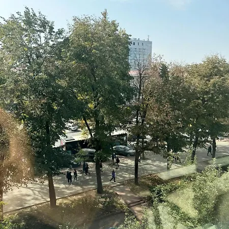 Ultra Central Nice Ap Chisinau Exterior photo